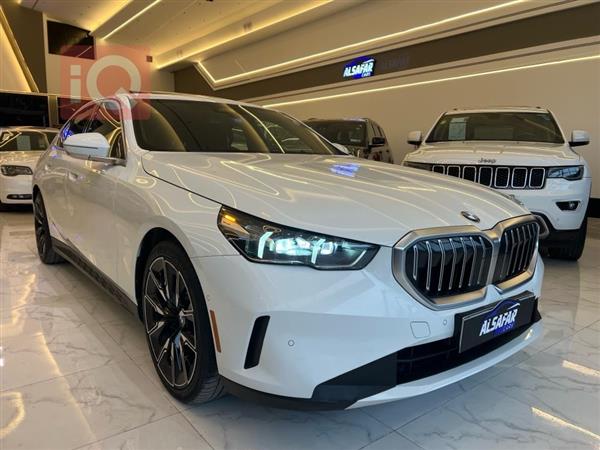 بی ئێم دەبڵیو سیریەس 5 2024  بۆ فرۆشتن لە عێراق - موسڵ